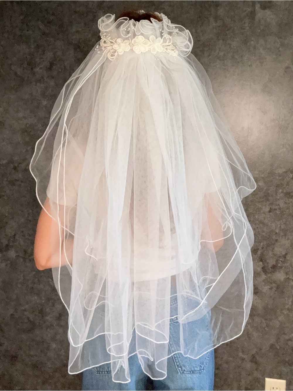 Vintage Pearl Halo Crown Veil with Flower Detail — Elbow Length